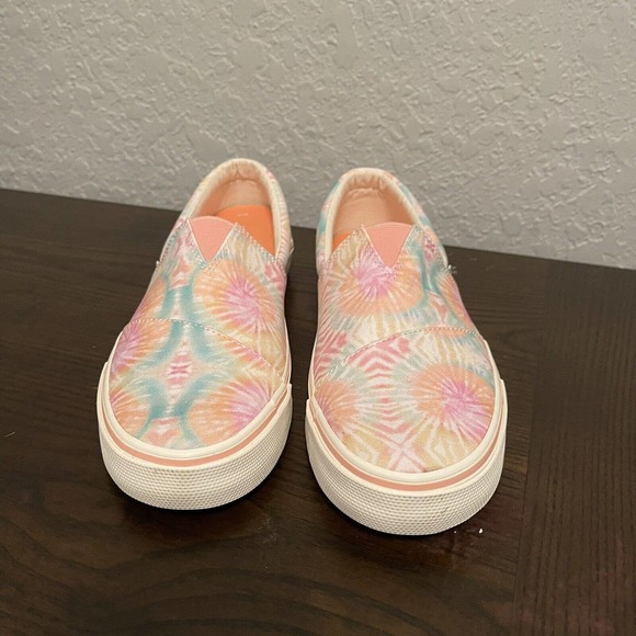 New TOMS Womans Sz 8.5 Alpargata Fenix Slip On Candy Pink Tie Dye Canvas NIB - Picture 3 of 9